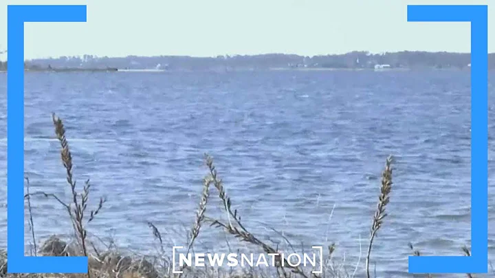 Plane with 8 aboard crashes off North Carolina | Rush Hour