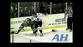 OHL Nov. 29, 1998 Jason Maleyko,BRM v Kevin Malcolm,SAR (HL) Brampton Battalion Sarnia Sting