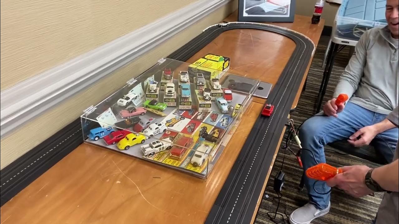Vintage OGauge Slot Cars at the Cleveland Slot Car Show YouTube