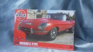 AIRFIX JAGUAR E - TYPE, THE FINISHED MODEL.