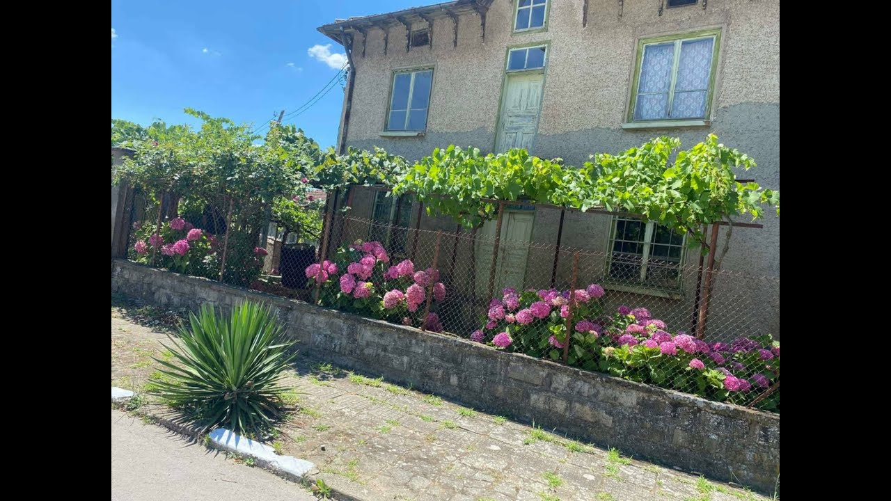 Ослиный дом Гортиса, Попово, Тырговиште. 40 000 евро