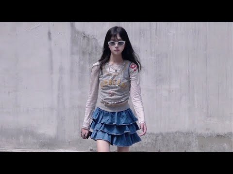 22세 영상감독의 하루 thumbnail