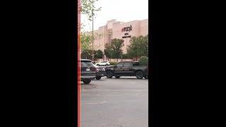 Witnesses react after officer shoots, kills man outside Town Center Mall