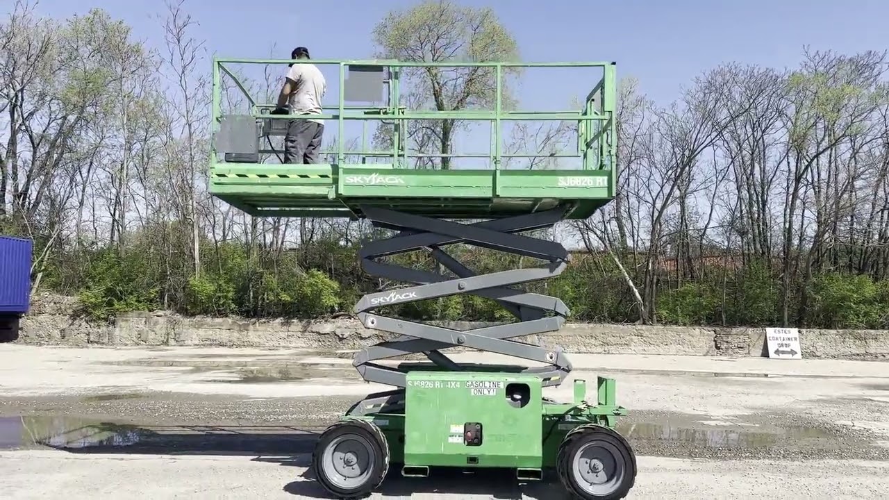 2015 SKYJACK SJ6826RT For Sale