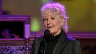 2018 Petula Clark performs 'Cut Copy Me'