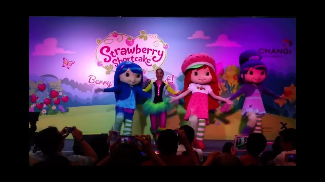 Strawberry Shortcake Like Dance The Three Girls 