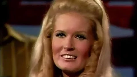 Lynn Anderson - Rose Garden (Music Video)