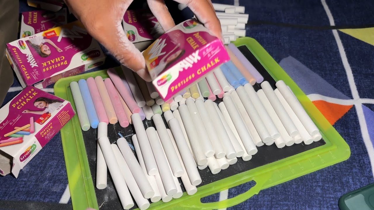 White chalk crushing ASMR - ASMR sound - Gym chalk ASMR