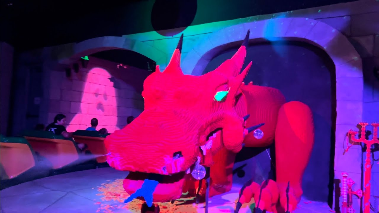 NEW The Disco Dragon - Brick or Treat 2022 | LEGOLAND Florida