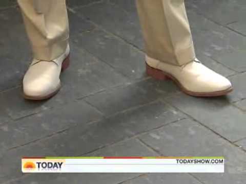 Savannah Guthrie Barefoot On Today Show