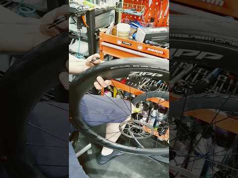 Видео: Zipp 303 S дугуй: Унах анхны тойм