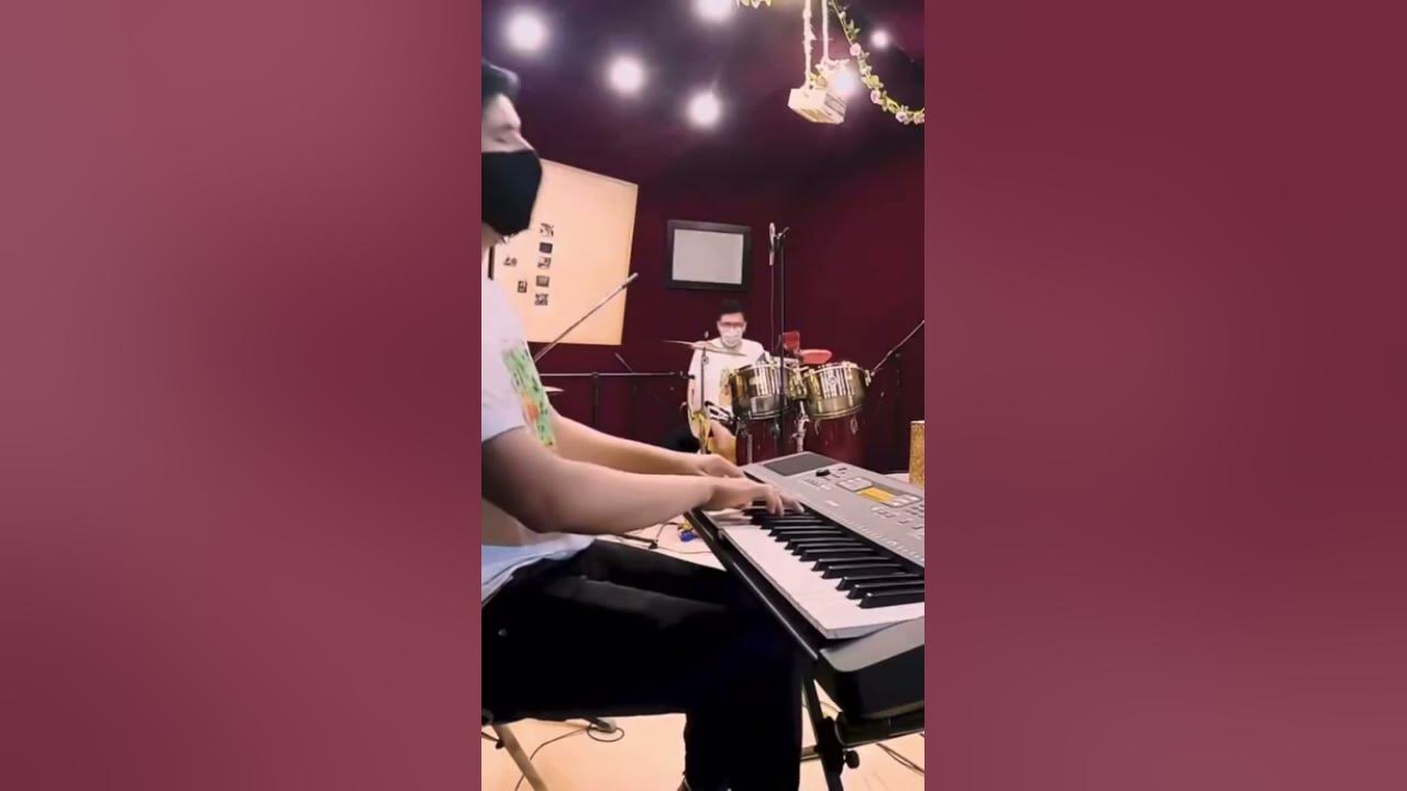 María Lando ~ Cover