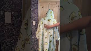 OLAOLA Oversized Avocado Blanket Hoodie