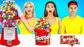 Tantangan Piring Besar Medium Dan Kecil  Pertarungan Makanan Raksasa Vs Mini Oleh Ratata