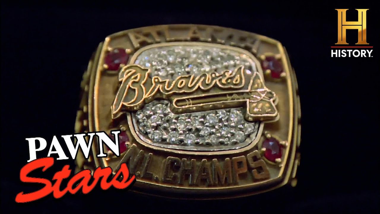 It's Got Plenty of Bling: Georgia State Student Receives Braves World  Championship Ring - Georgia State University News - Alumni, College of  Education and Human Development, Perimeter College, Students - Arts &  Culture