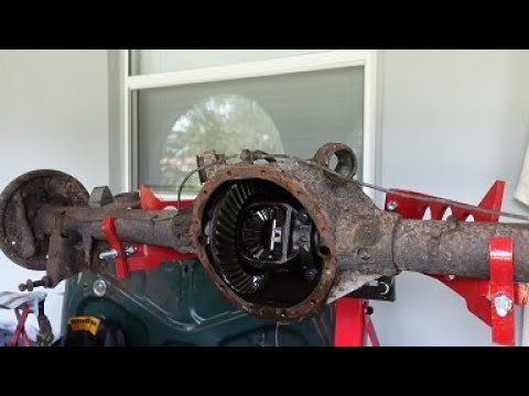 Oldsmobile part #7 – Converting the 10 bolt rear end to Posi with new gears – Part 1