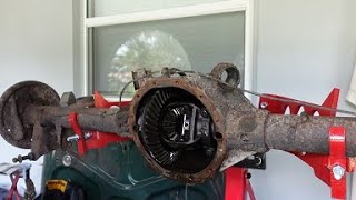 Oldsmobile part #7 - Converting the 10 bolt rear end to Posi with new gears - Part 1
