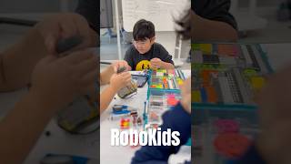 RoboKids: High Schoolers Inspire Elementary Dragons with STEAM Fun! 🤖