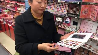 Косметика - оптовый рынок в Иу, Китай. Товары для красоты, макияж, парфюмерия оптом из Китая