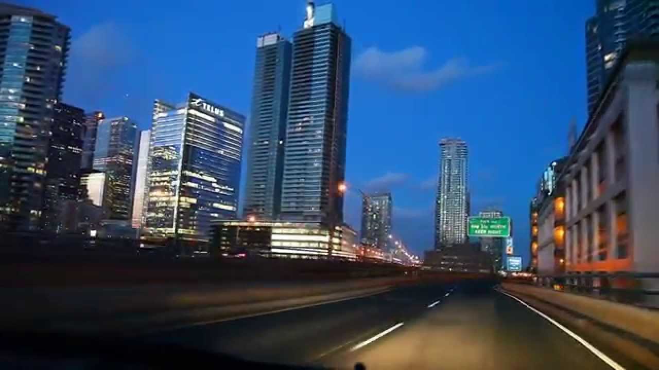 Downtown Toronto Skyline (in HD)
