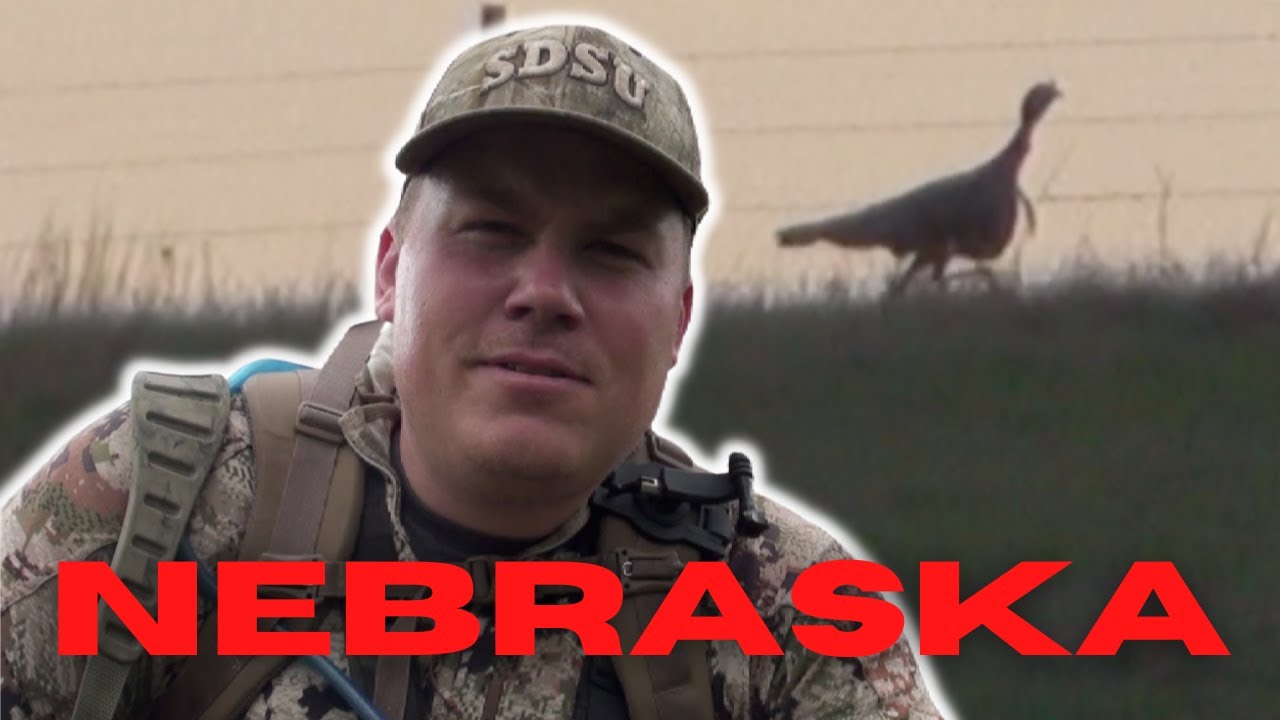 Swing and THREE MISSES on NEBRASKA PUBLIC LAND | Nebraska Turkey Hunting