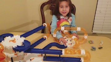 Hexbug nano Nitro Track Part 2 - Wink Wink World