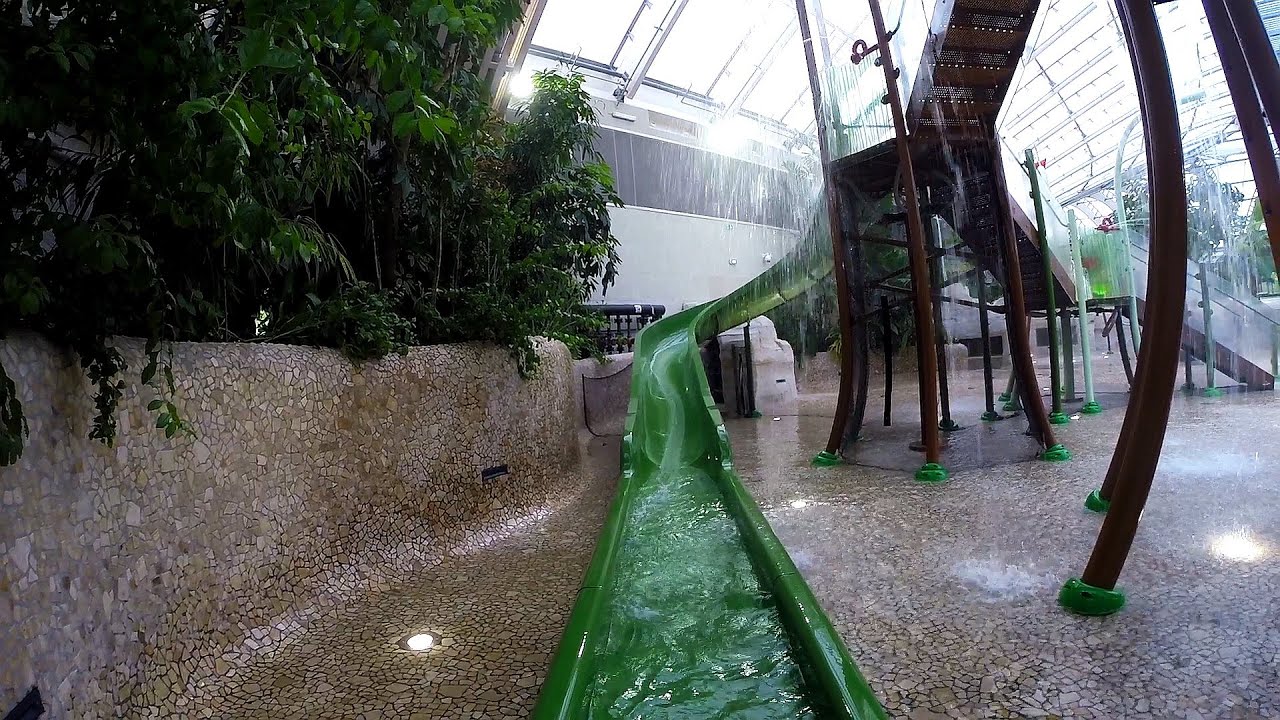 offene Kinder-Rutsche :: Water Play House Slide | Center Parcs Bois aux Daims center for reproductive rights