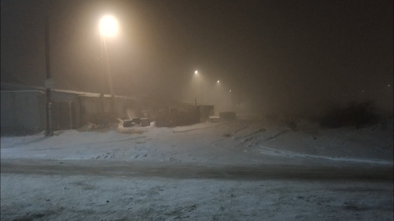 lost in the world and looking for a way out (snowfield, hozuki)