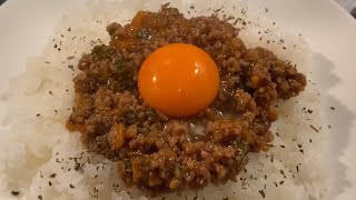 【キーマカレー】自分を大蛇丸と信じて止まない一般男性が優勝する動画です。