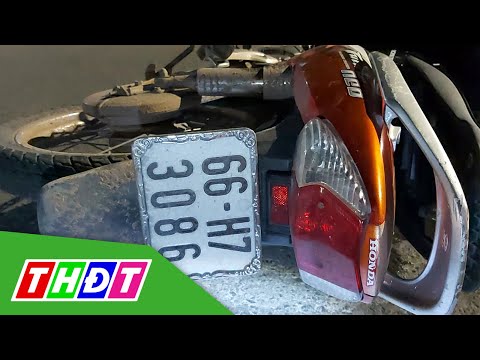 Video Tiền Giang: Va chạm liên hoàn 3 xe máy, bé gái 1 tuổi... - youtube