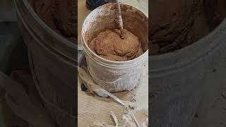 eco friendly lime plaster material mixing