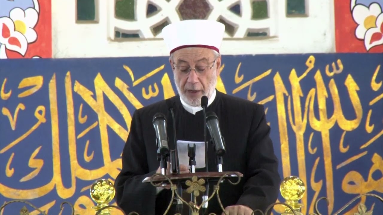 الحیاة مواقف و تضحیات