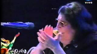 Mercedes Sosa &quot;Cosquin 2006&quot; Sufrida tierra mia con Motta Luna.