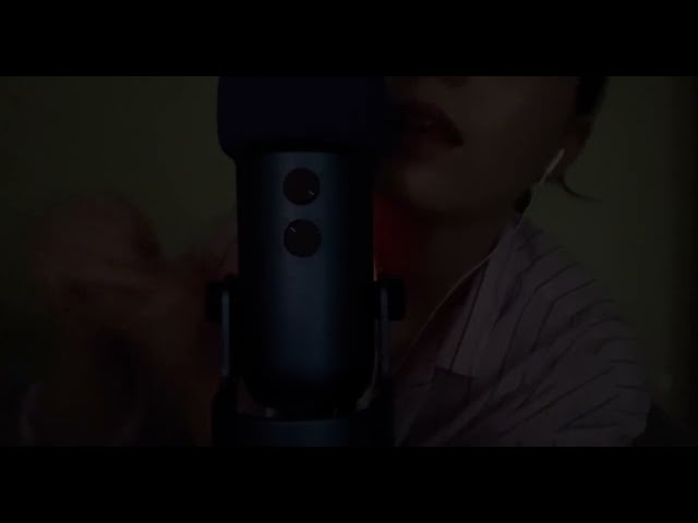 ASMR lotion sounds ✨ I hand movements I repeating reassuring phrases for sleep I dark background