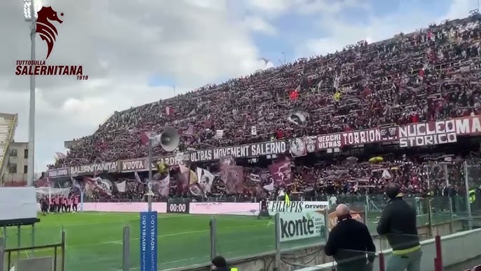 Battimani + tamburo  Salernitana-Napoli 