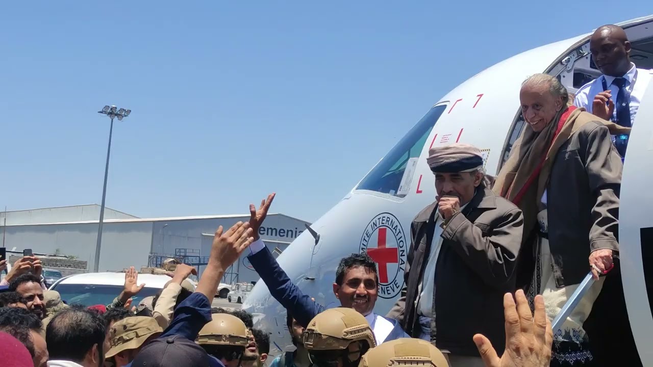 وصول الصبيحي الي مطار عدن