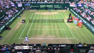 Watch highlights from sunday's final at the gerry weber open in halle,
featuring roger federer vs. mikhail youzhny. video courtesy:
http://www.gerryweber-ope...