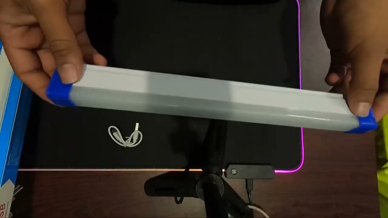 USB lithium battery bulb, seven w led