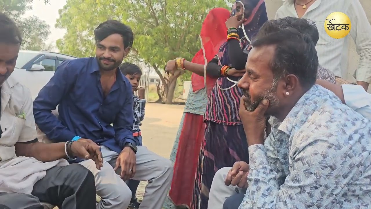 पत्नी और बेटे सहित 20 साल बाद परिवार से मिले खेराज राम, दृश्य देखकर हर कोई हो गया भावुक.. 