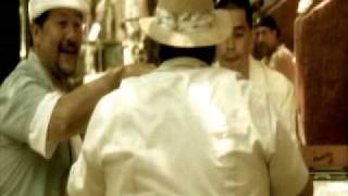 RUMBA DEL BARRIO - Luisito Rosario (video oficial)