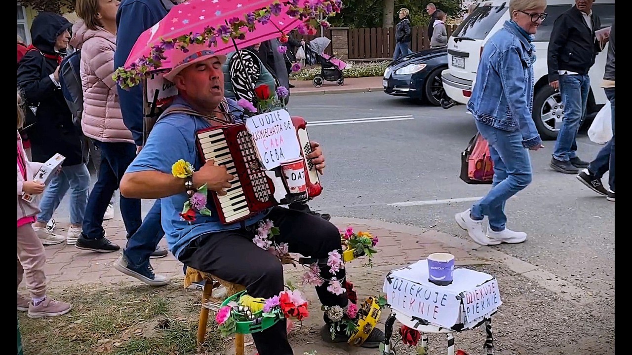 Wielki odpust św. Michała, Studzianna (Poświętne, Poland) 2025 - Procession, Folk Music, Fair