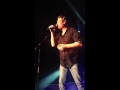 Blake Shelton Is a Funky White Boy