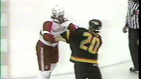 Bob Probert vs Ronnie Stern