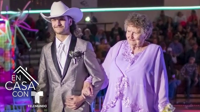 Estudiante lleva a su bisabuela a su baile de graduación en Dakota del Norte | Telemundo - YouTube