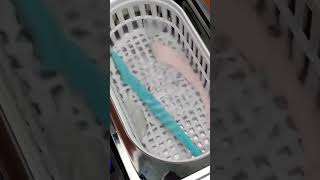 Maintaining Eyebrow Razors Sharpness,Use Ultrasonic Cleaner