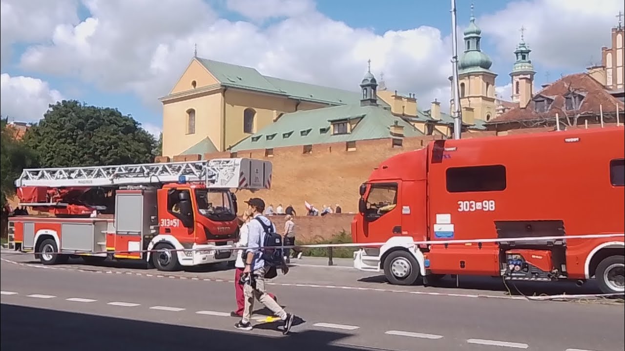 Zabezpieczenie przejścia pary prezydenckiej 