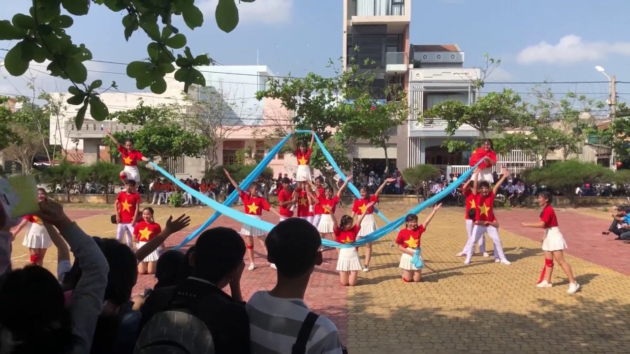 Dân vũ Chuyên Lương Văn Chánh 2018 | Những trái tim VN-90 triệu trái tim-Sẻ chia từng khoảnh khắc