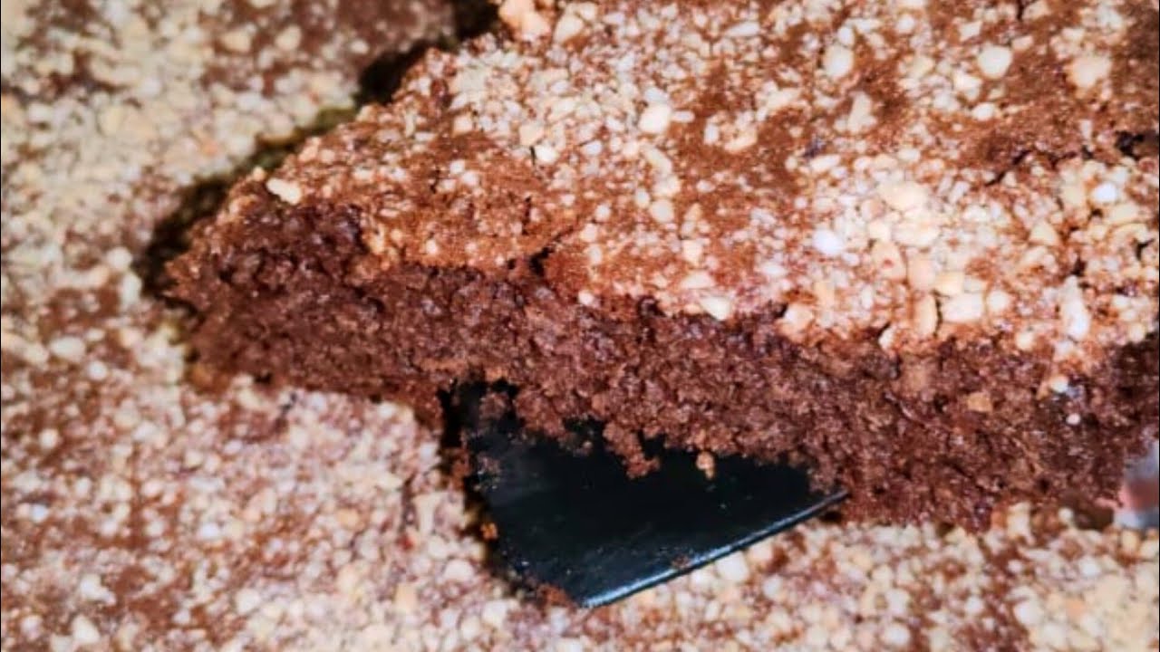 جبت لك كيكة بدون دقيق معلكة وخفيفة  للسحور اوللفطور💯 