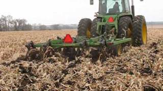John Deere Chisel Plow With Autosteer