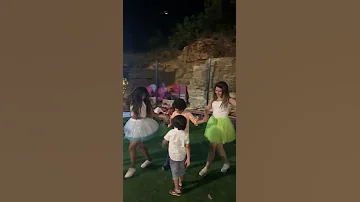 اسمر يا شاب المهيوب 